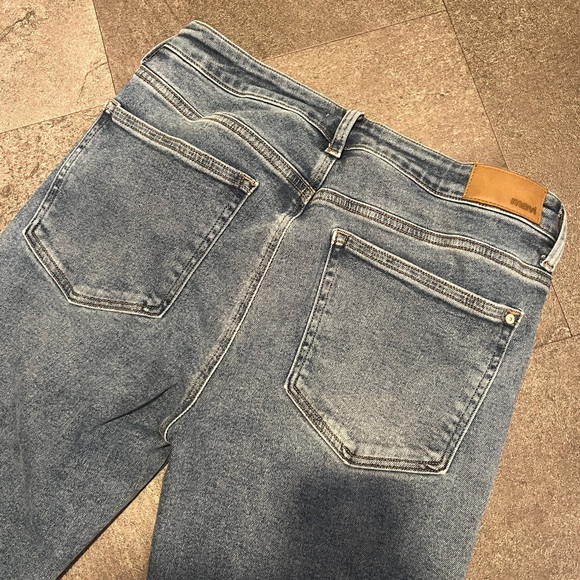 Mavi. 30”W 28”L Maria Split Jeans - Picture 8 of 11